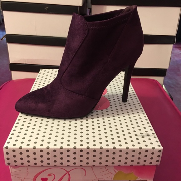 LAST ONE! 7.5  Purple Sock BOOTIE with 3 inch heel - Picture 2 of 6